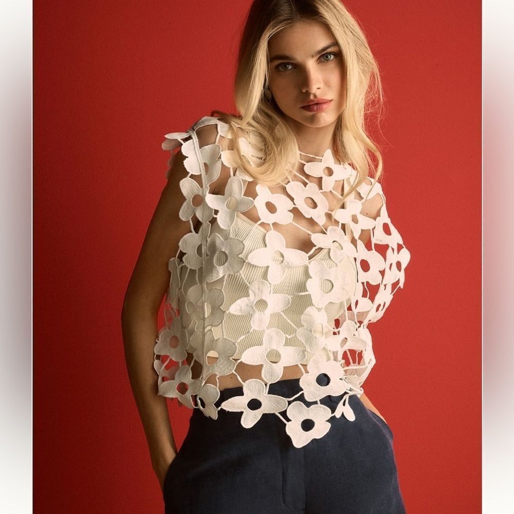 Maeve One Size Floral Lace Vest Style Blouse by Anthropologie